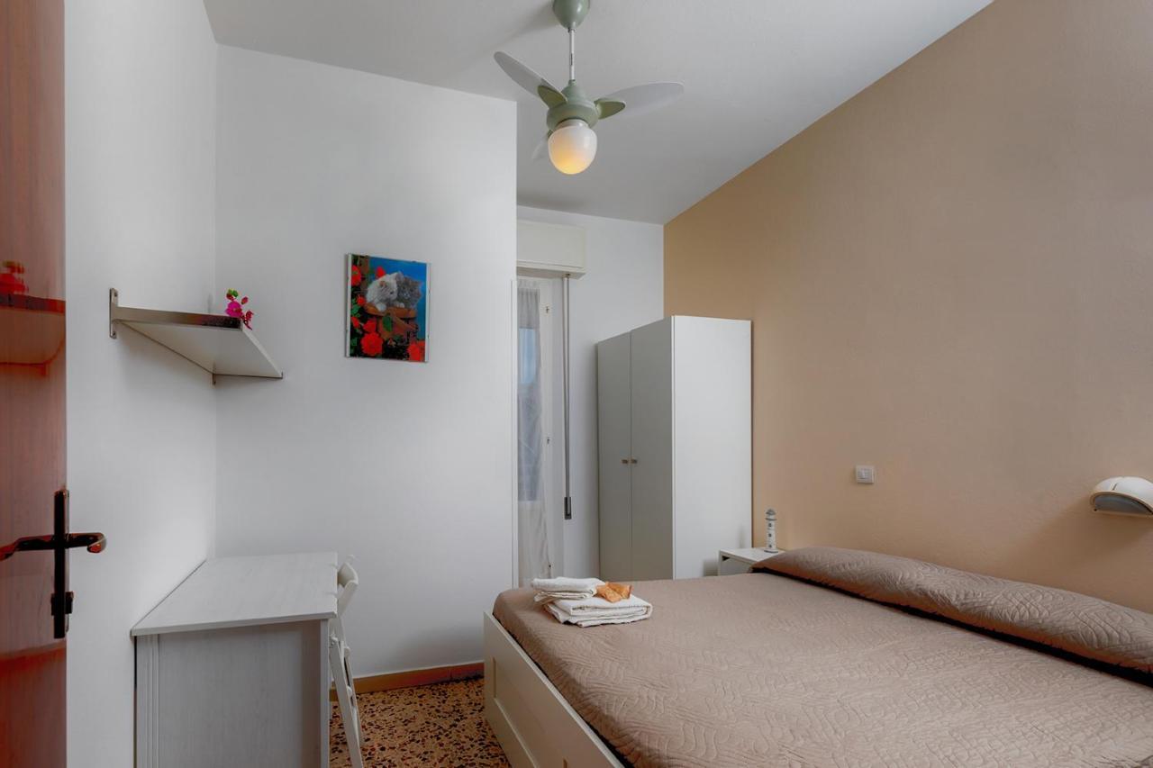 Albergo Gloria Bellaria-Igea Marina Buitenkant foto