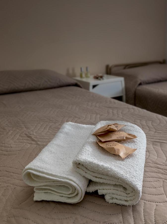 Albergo Gloria Bellaria-Igea Marina Buitenkant foto